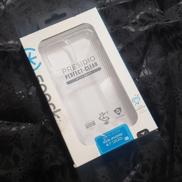 Speck Presidio Perfect-Clear w/Grips iPhone 6.1" (2020) NIB - Picture 7 of 7